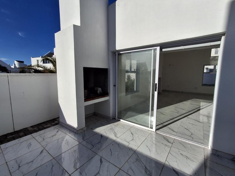 2 Bedroom Property for Sale in Lampiesbaai Western Cape
